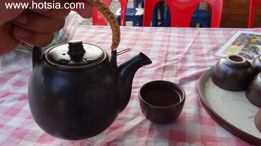 เมืองเชียงราย กาแฟรถเหลือง หอนาฬิกา เมืองเชียงราย