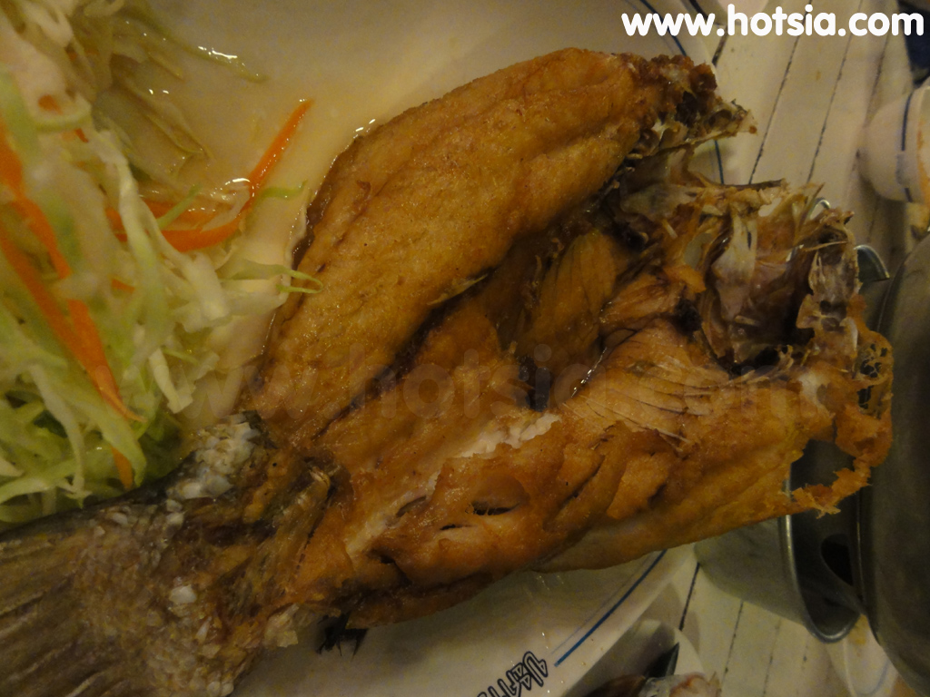 เที่ยวชลบุรี ร้านปะการัง บางแสน