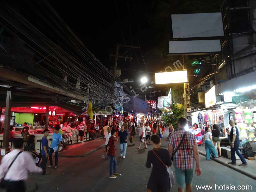 เที่ยวชลบุรี เที่ยวกลางคืนพัทยา