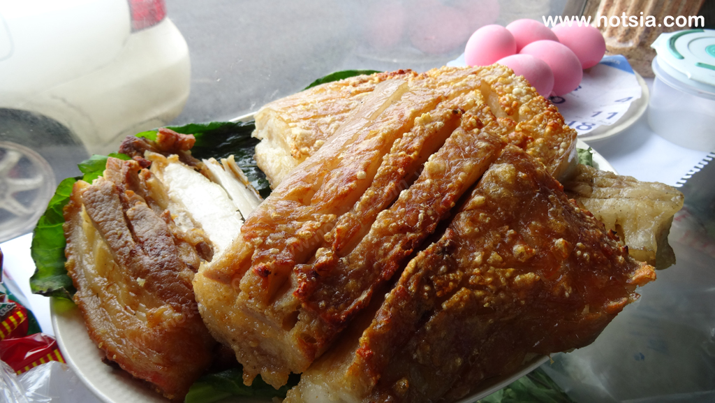 กาญจนบุรี สุดยอดผัดกะเพราทองผาภูมิ