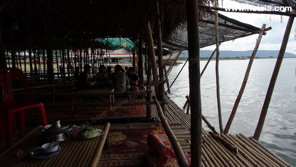 ขอนแก่น ร้านอาหารแพศรีทอง บางแสนสอง เขื่อนอุบลรัตน์ ขอนแก่น