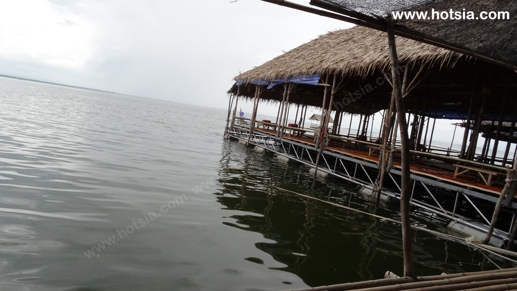 ขอนแก่น ร้านอาหารแพศรีทอง บางแสนสอง เขื่อนอุบลรัตน์ ขอนแก่น