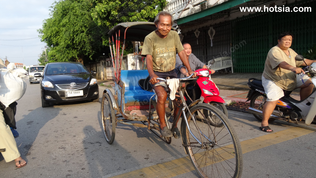 ลำปาง นั่งสามล้อคันสุดท้ายที่ลำปาง