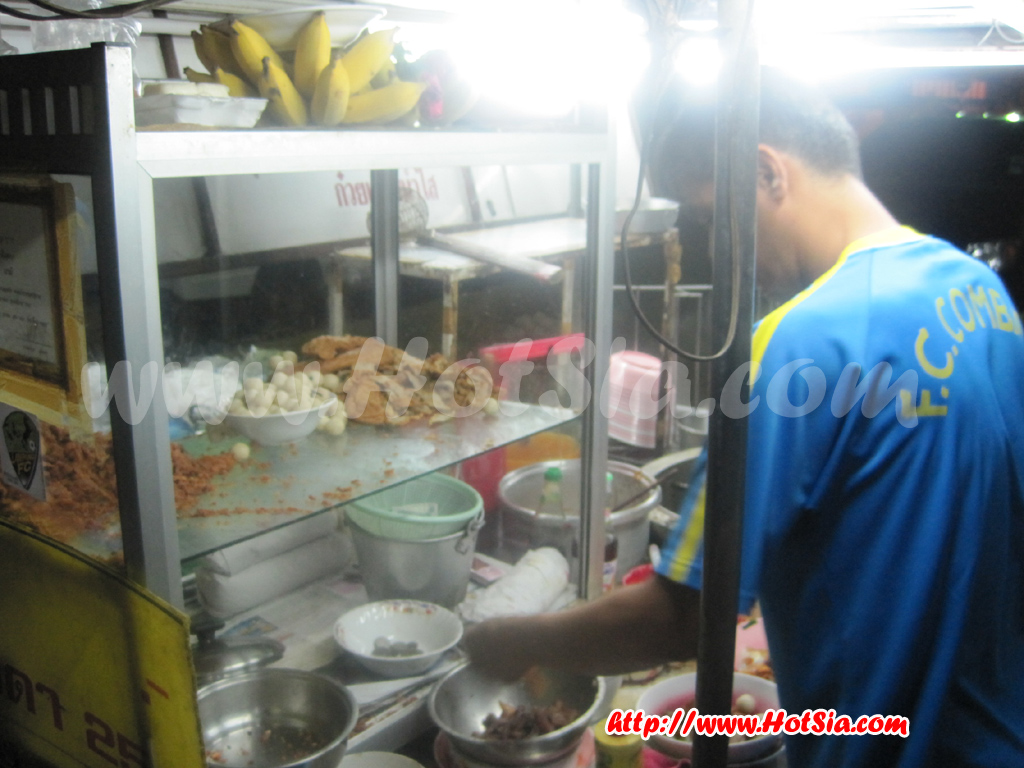 ลำปาง เย็นตาโฟเฮียเชนลำปาง ร้านเย็นตาโฟลำปาง ร้านก๋วยเตี๋ยวลำปาง เย็นตาโฟเฮียแขก