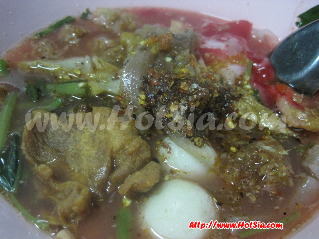 ลำปาง เย็นตาโฟเฮียเชนลำปาง ร้านเย็นตาโฟลำปาง ร้านก๋วยเตี๋ยวลำปาง เย็นตาโฟเฮียแขก