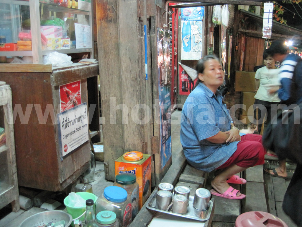 ถนนคนเดินกาดกองต้าลำปาง เดินเล่นกาดกองต้า คลิปกาดกองต้าลำปาง