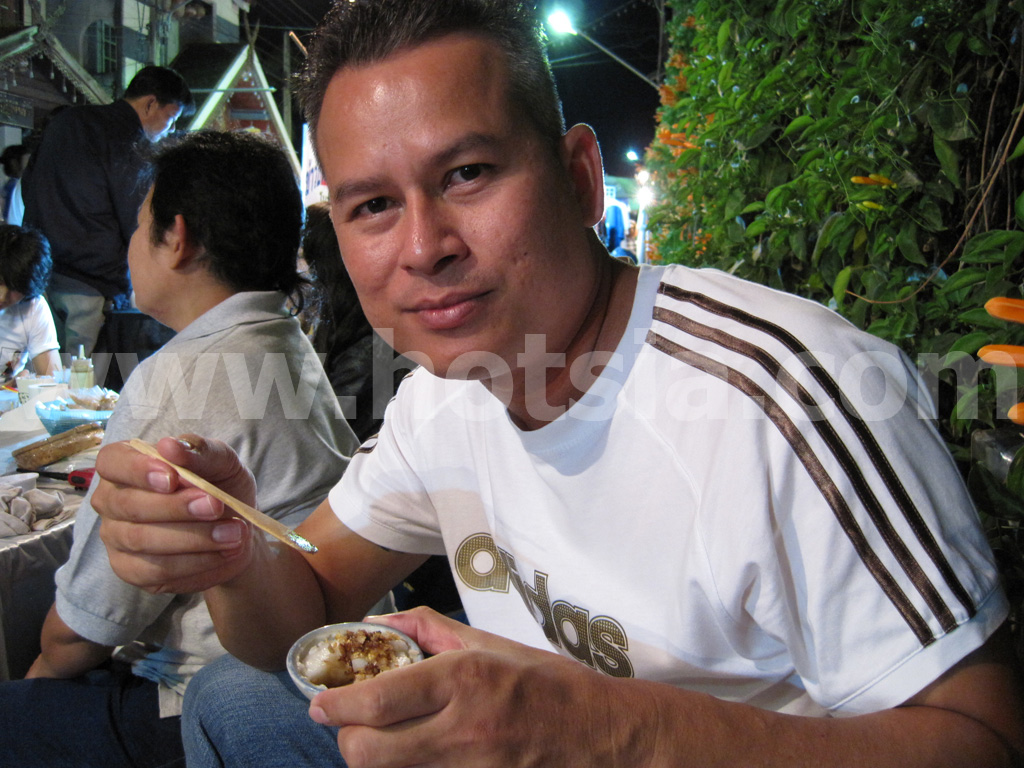 ถนนคนเดินกาดกองต้าลำปาง เดินเล่นกาดกองต้า คลิปกาดกองต้าลำปาง