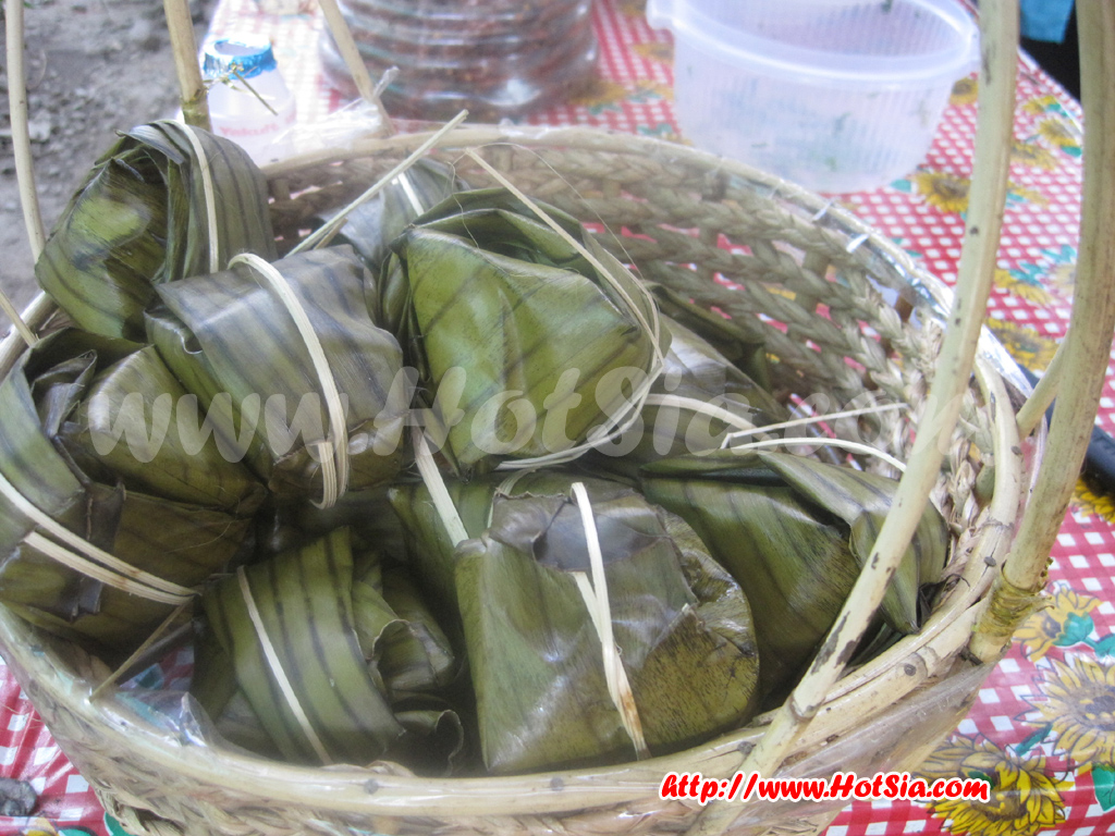 ลำปาง ข้าวกั้นจิ้นหรือข้าวเงี้ยว ร้านขนมจีนน้ำเงี้ยวลำปาง