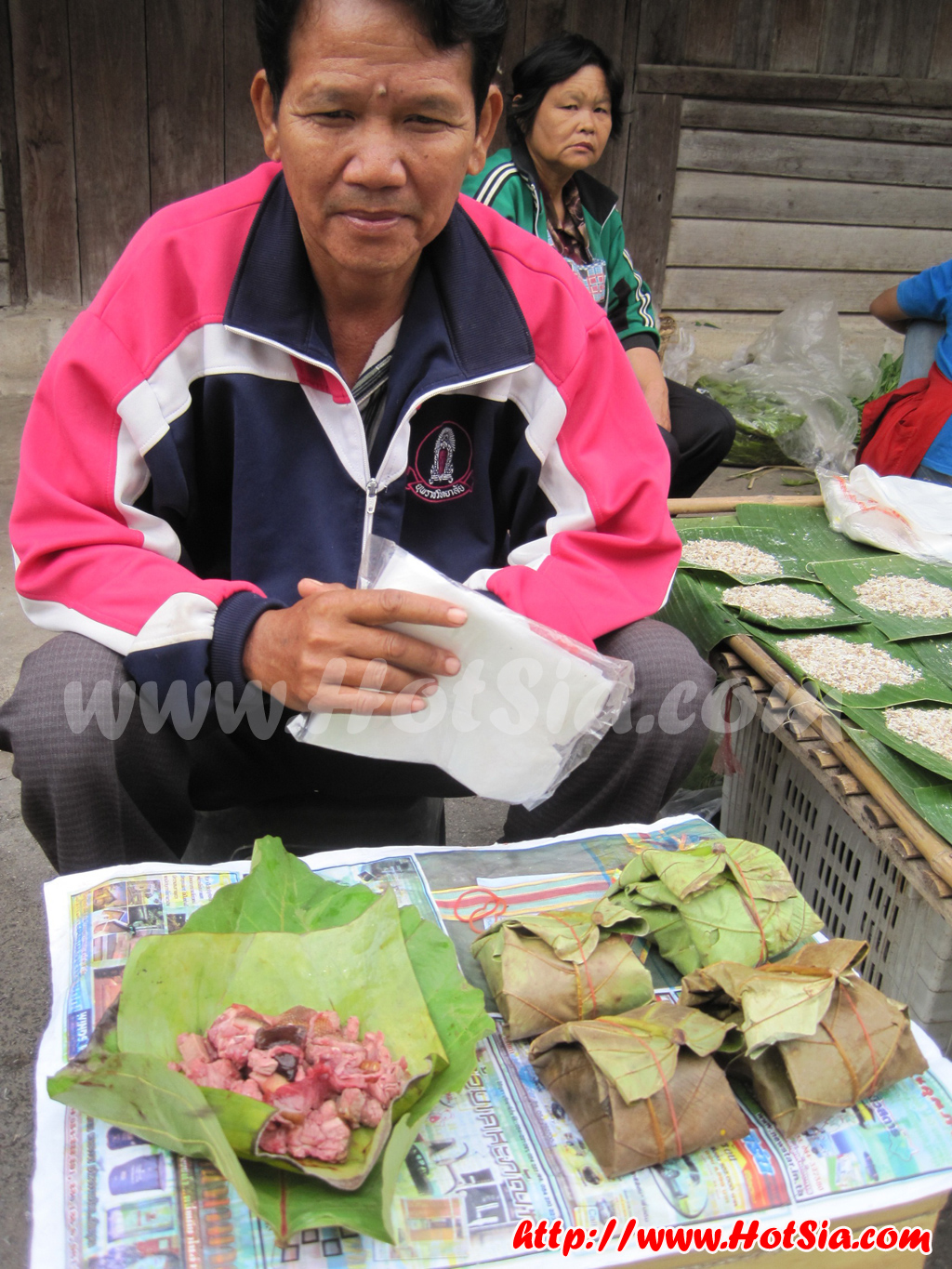 ลำปาง ตลาดเช้าชาวลำปาง กาดเก้าจาว กาแฟโบราณไข่ลวก