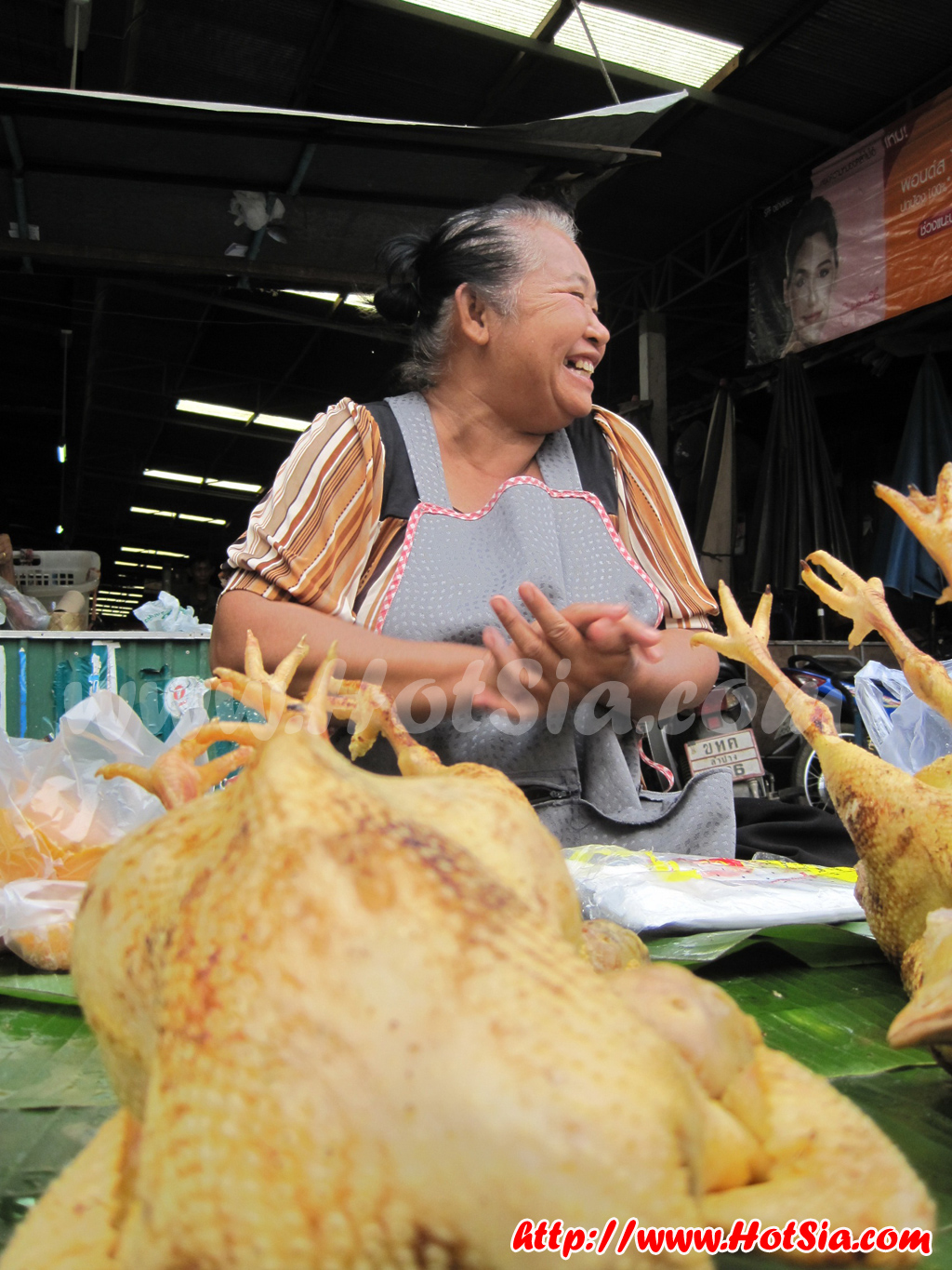 ลำปาง ตลาดเช้าชาวลำปาง กาดเก้าจาว กาแฟโบราณไข่ลวก