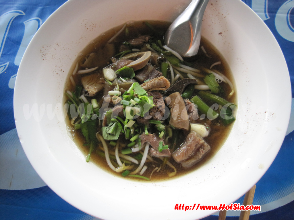 เที่ยวลำพูน ก๋วยเตี๋ยวเนื้อชัยรสเด็ดลำพูน