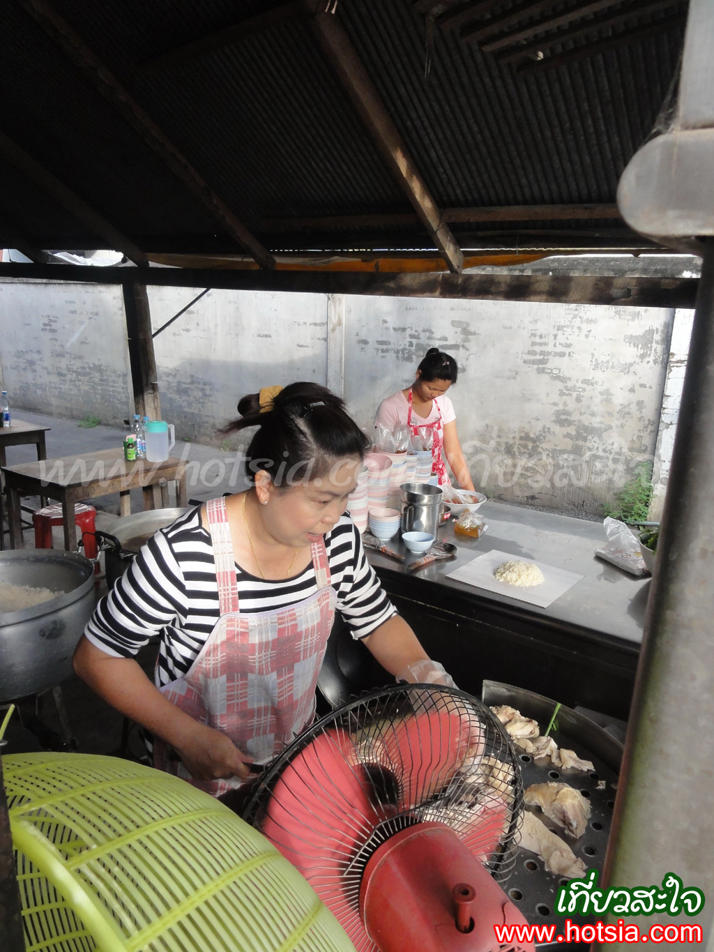ลำพูน ข้าวมันไก่ ข้าวมันไก่ไทยแลนด์ เมืองลำพูน