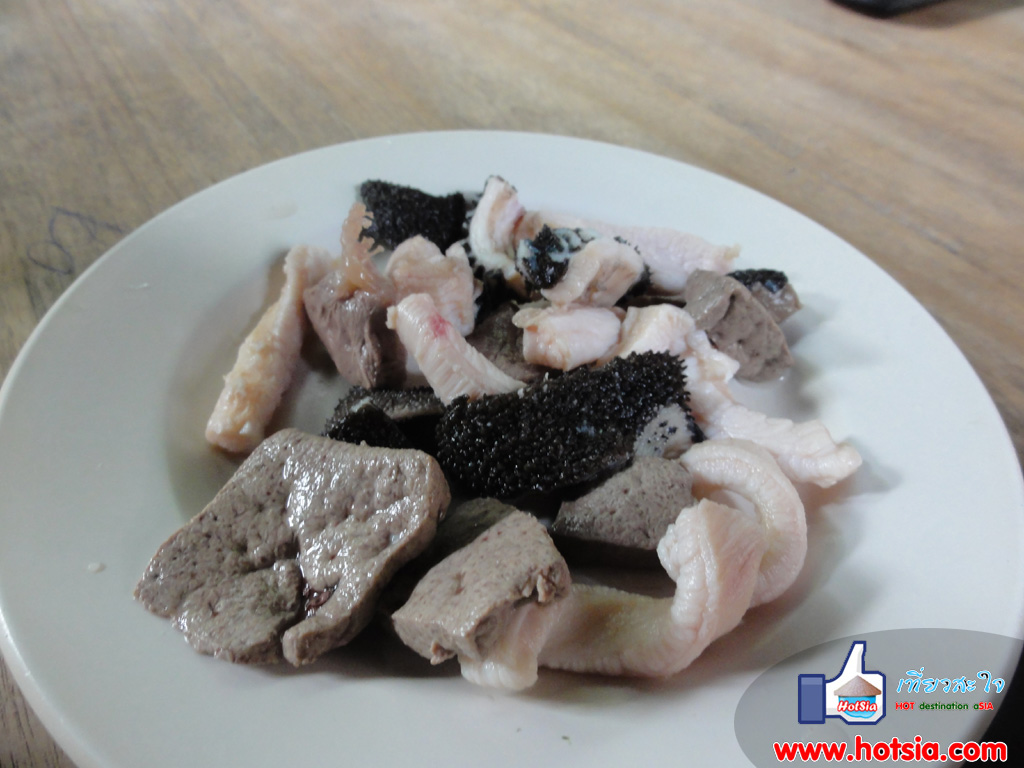เที่ยวลำพูน ร้านอาหารลาบลุงนิล ลาบลุงนิลลำพูน