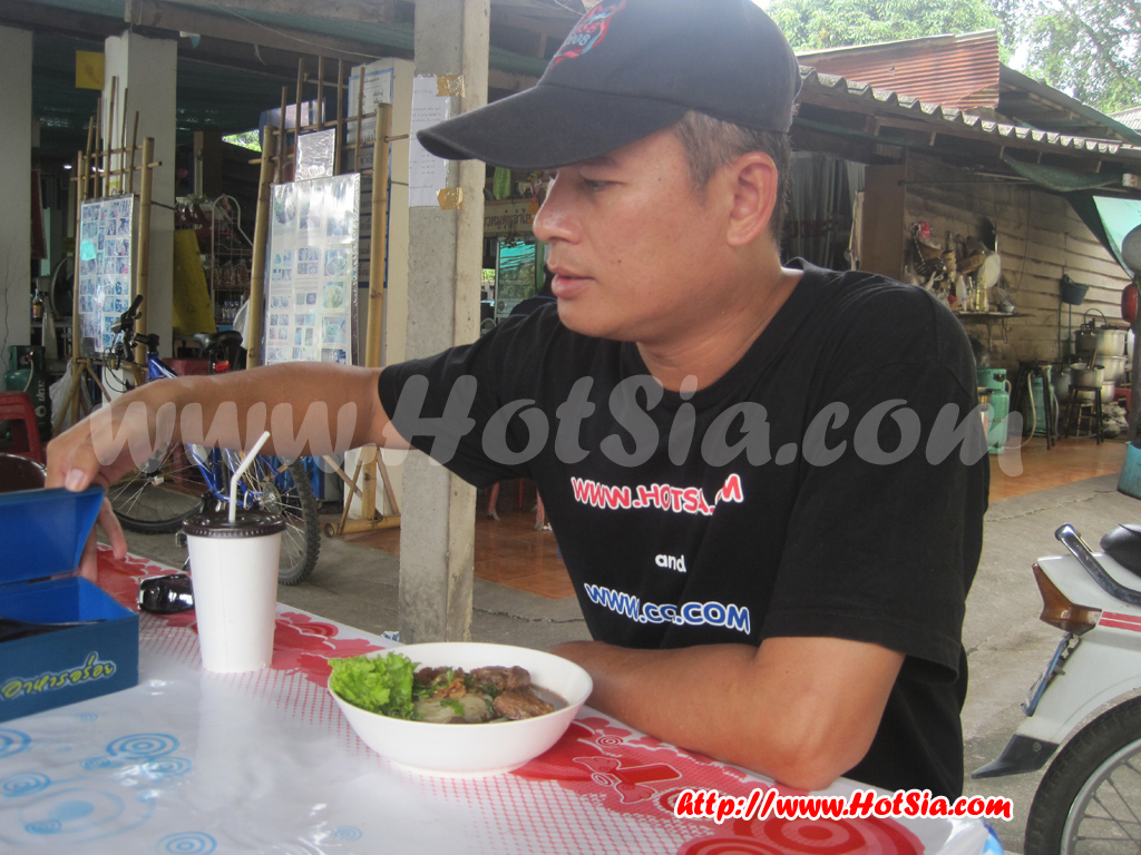 เที่ยวลำพูน ก๋วยเตี๋ยวลำไยลำพูน
