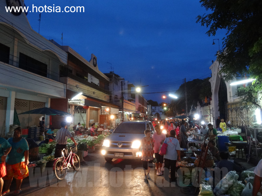 ลพบุรี ตลาดเช้าลพบุรี
