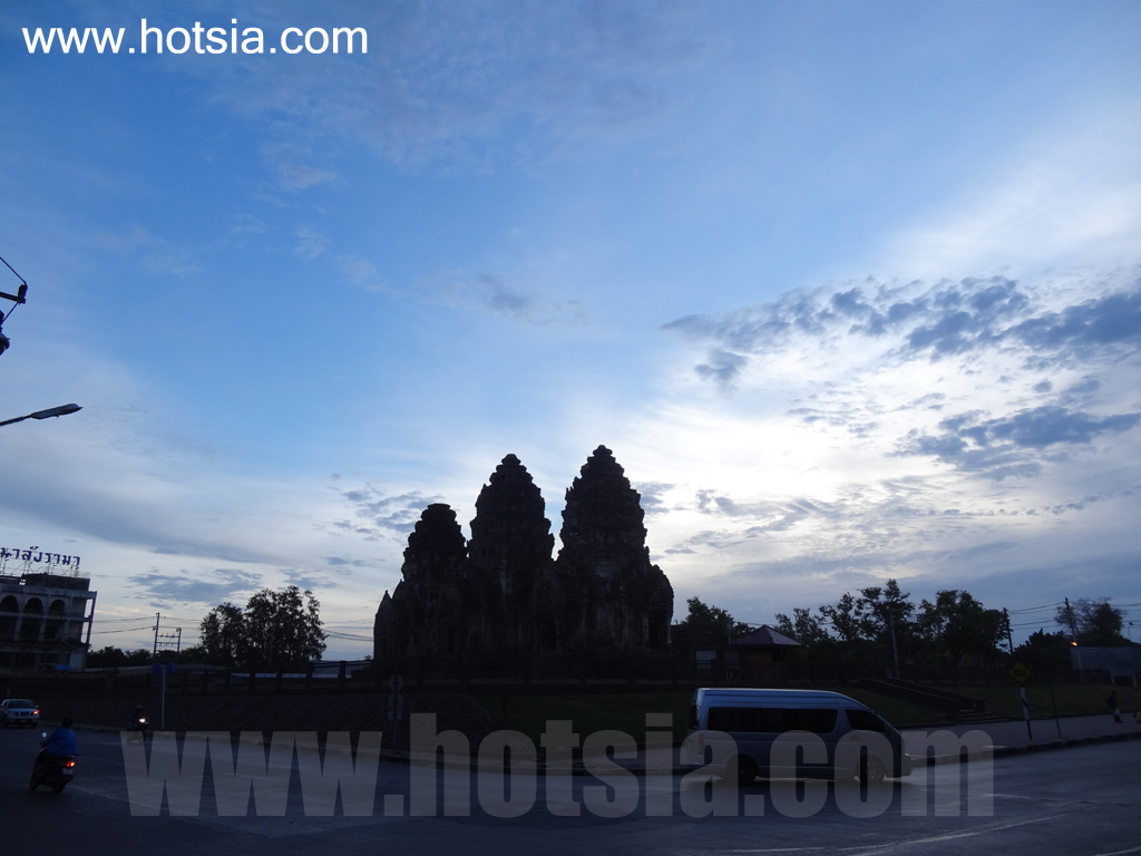 ลพบุรี เดินเล่นเมืองลพบุรี