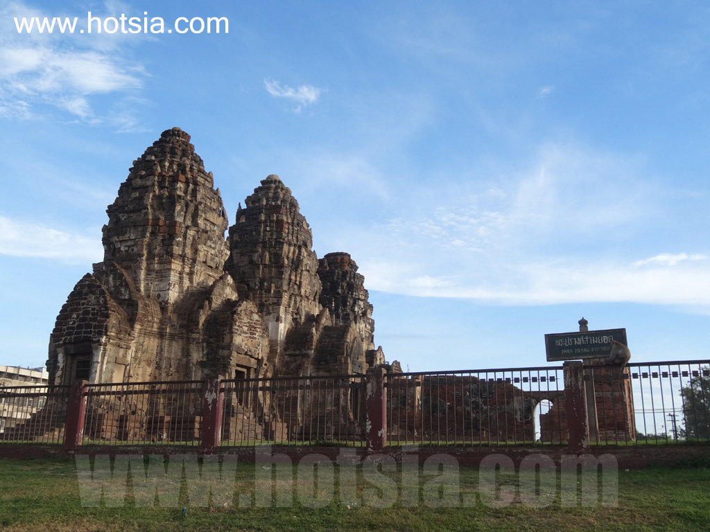 ลพบุรี เดินเล่นเมืองลพบุรี