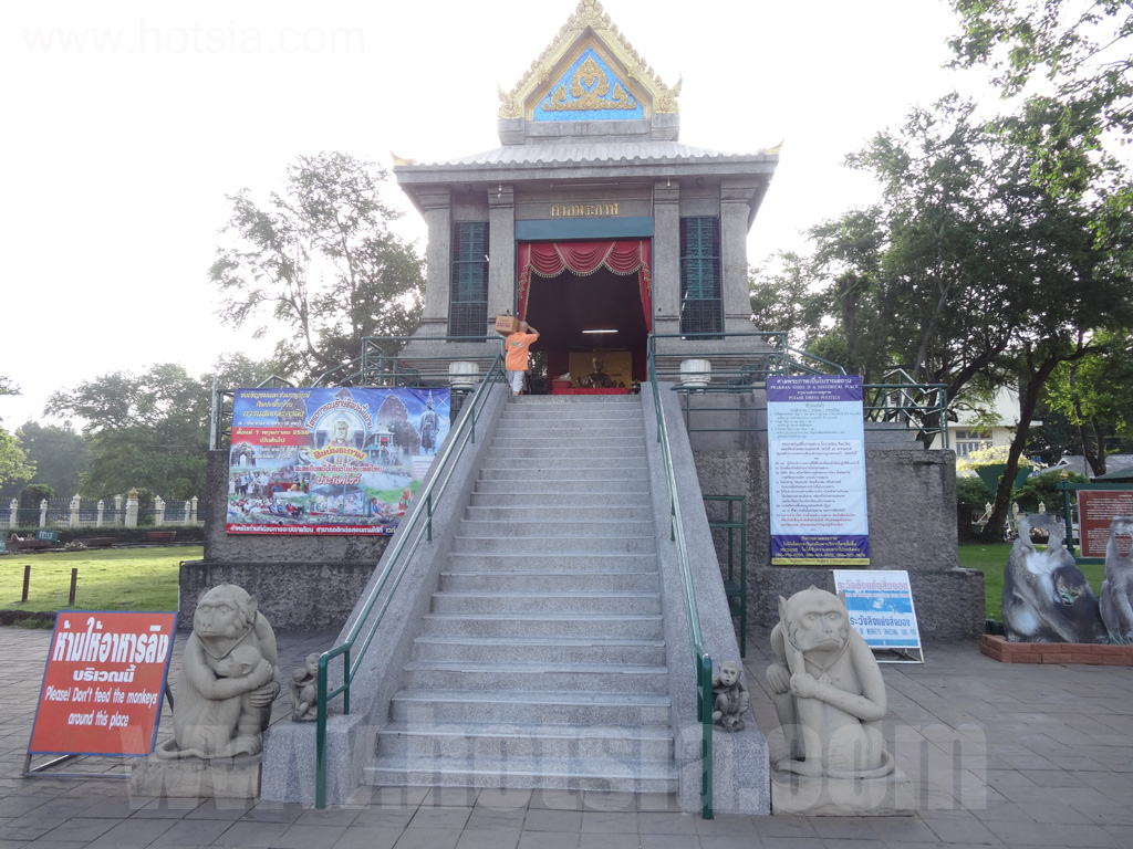 ลพบุรี เดินเล่นเมืองลพบุรี