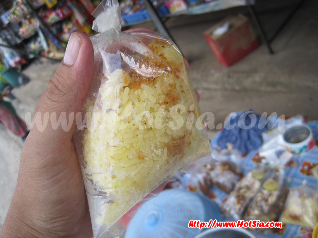 เที่ยวแม่ฮ่องสอน กะบองขนมไทยใหญ่ของคนขุนยวม
