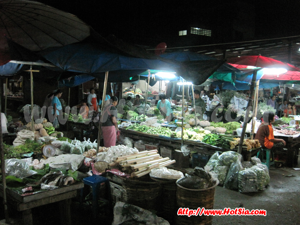 เที่ยวแม่ฮ่องสอน ตลาดเช้าแม่สะเรียง