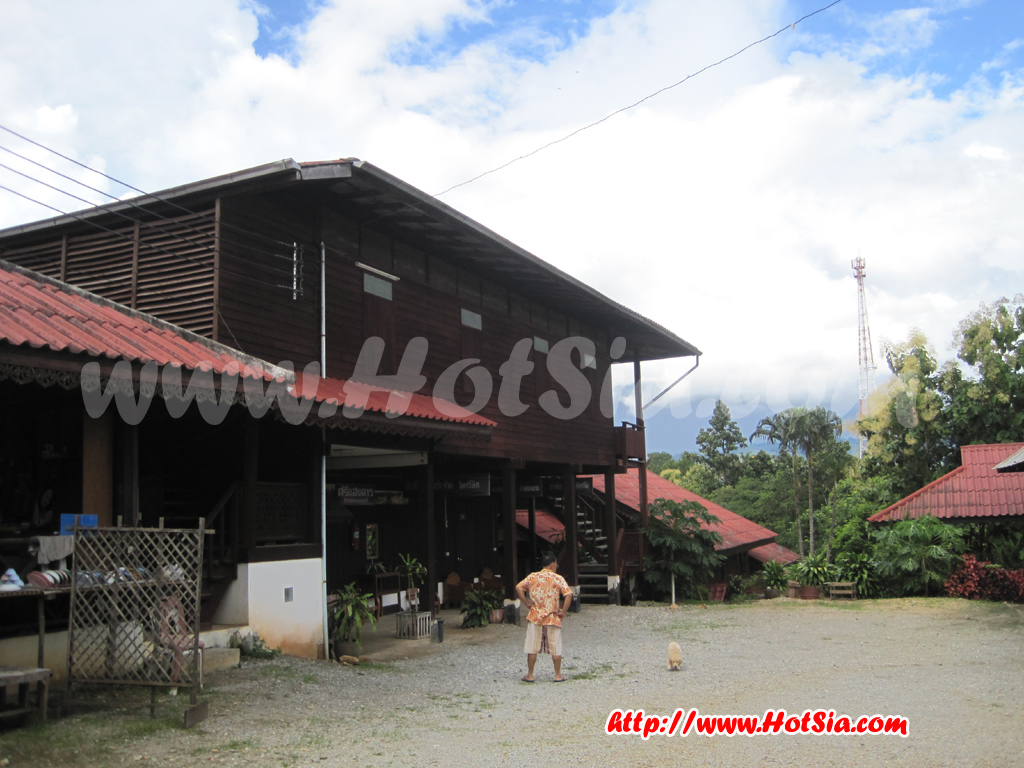 เที่ยวแม่ฮ่องสอน นอนในโรงหนังเก่าที่ขุนยวม