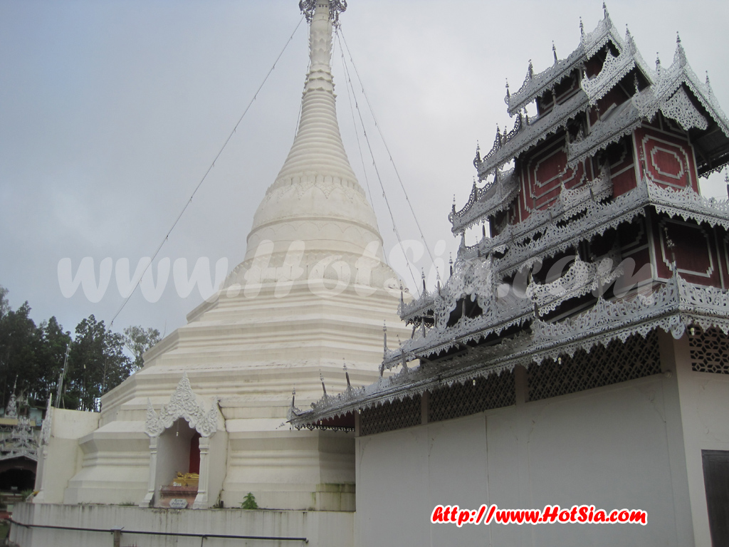 เที่ยวแม่ฮ่องสอน เดินขึ้นพระธาตุดอนกองมู