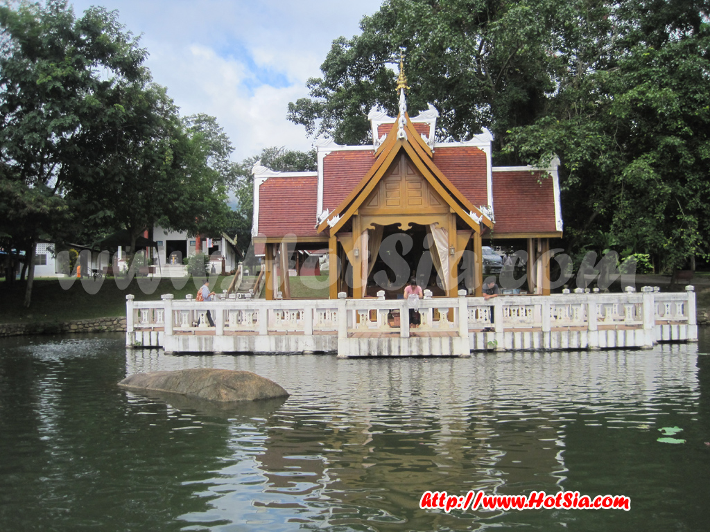เที่ยวปาย วัดน้ำฮู ปาย