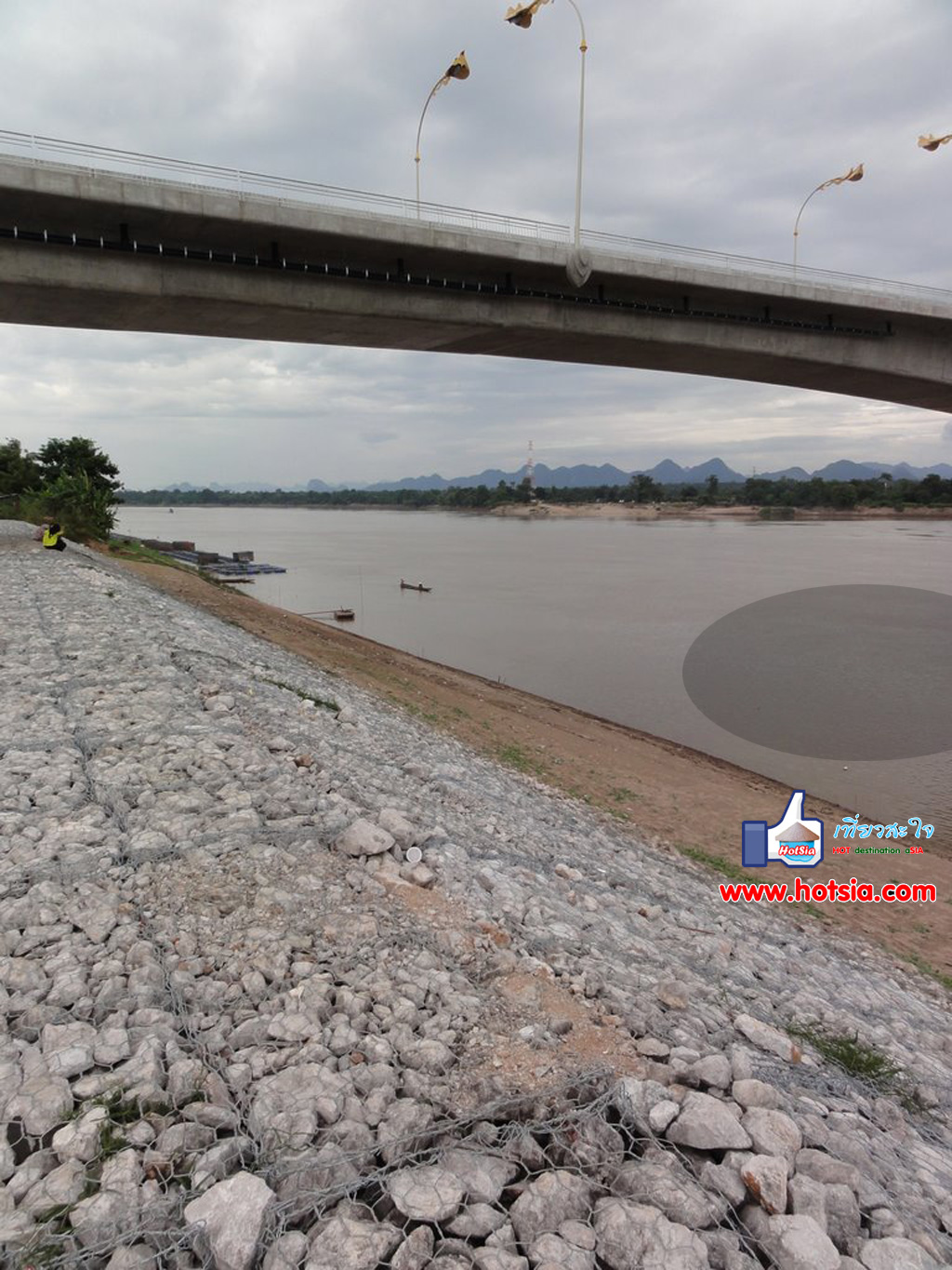 เที่ยวอุตรดิตถ์ สะพานข้ามแม่น้ำโขงไทยแห่งที่ 3 นครพนม ท่าแขก