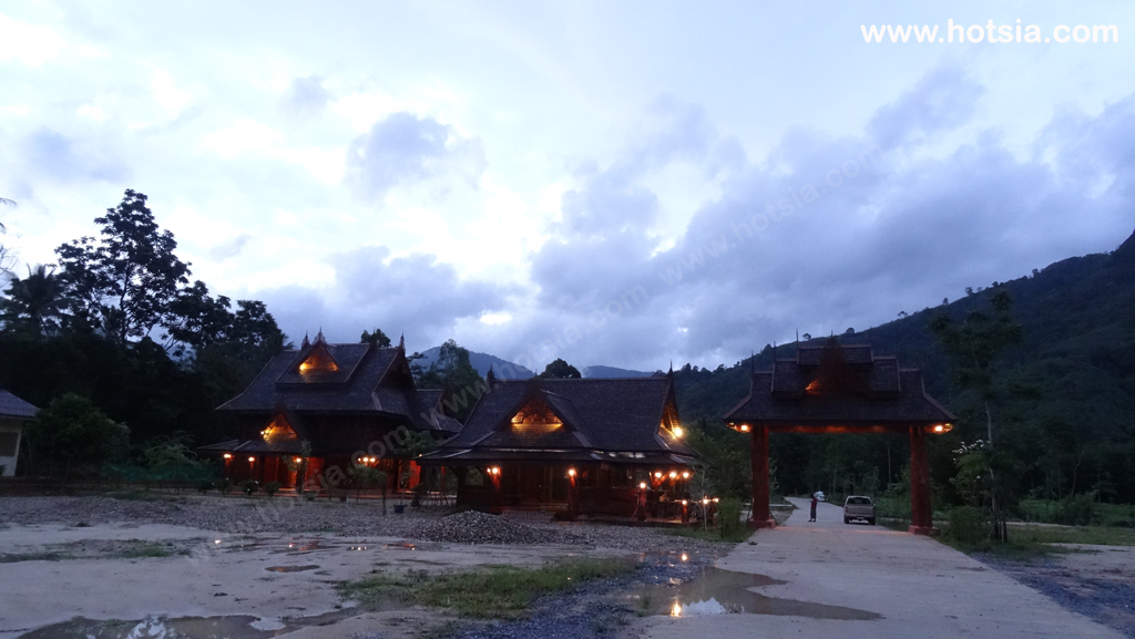นครศรีธรรมราช เที่ยวเมืองนครฯ ลานสกา ปากพนัง 2558