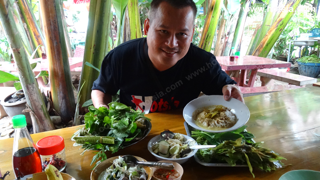 นครศรีธรรมราช ขนมจีนร้านบ้านป้าเขียวลานสกา
