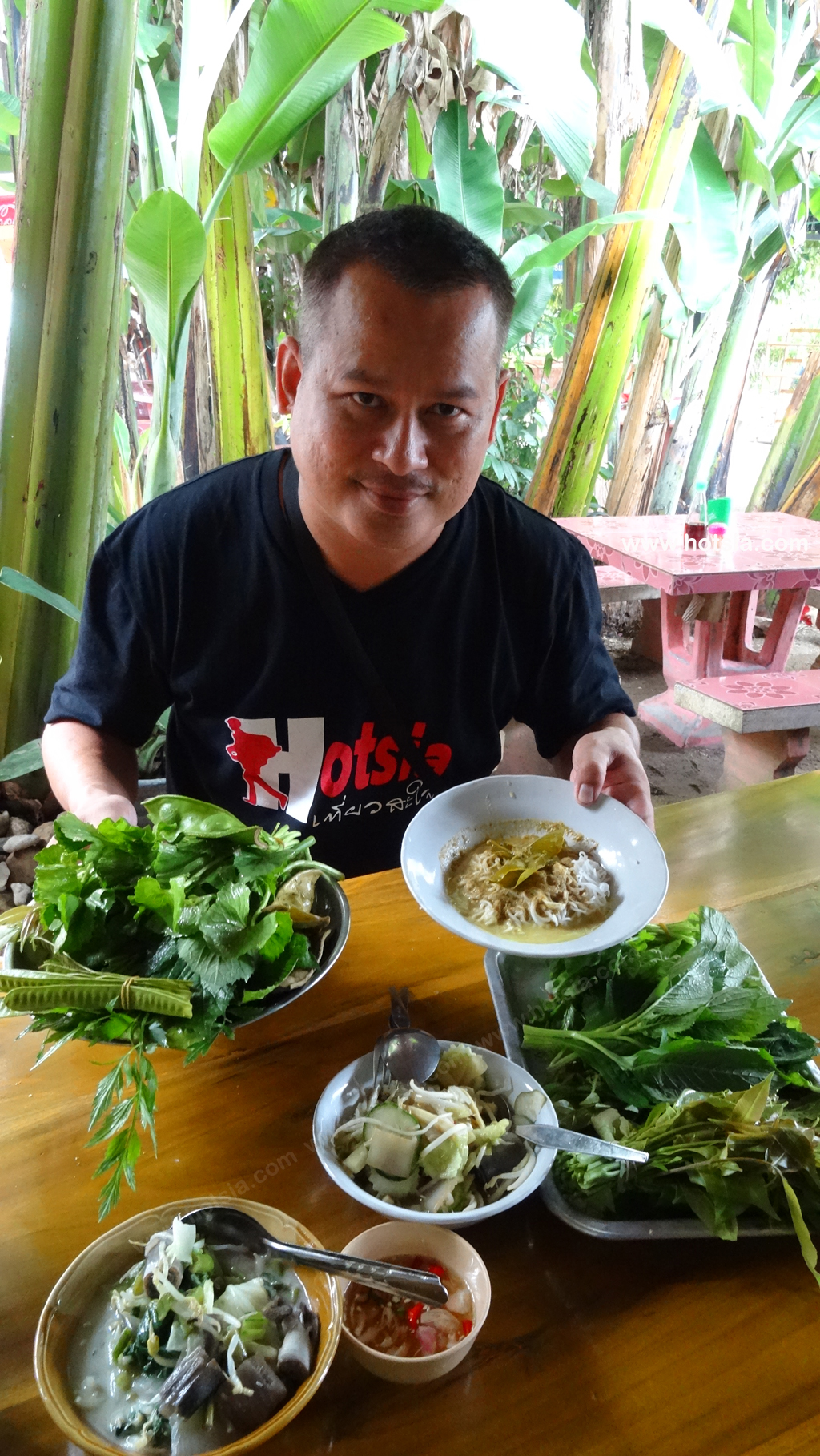 นครศรีธรรมราช ขนมจีนร้านบ้านป้าเขียวลานสกา
