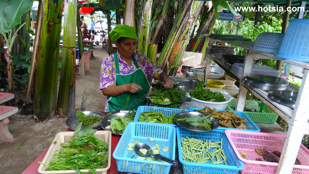 นครศรีธรรมราช ขนมจีนร้านบ้านป้าเขียวลานสกา