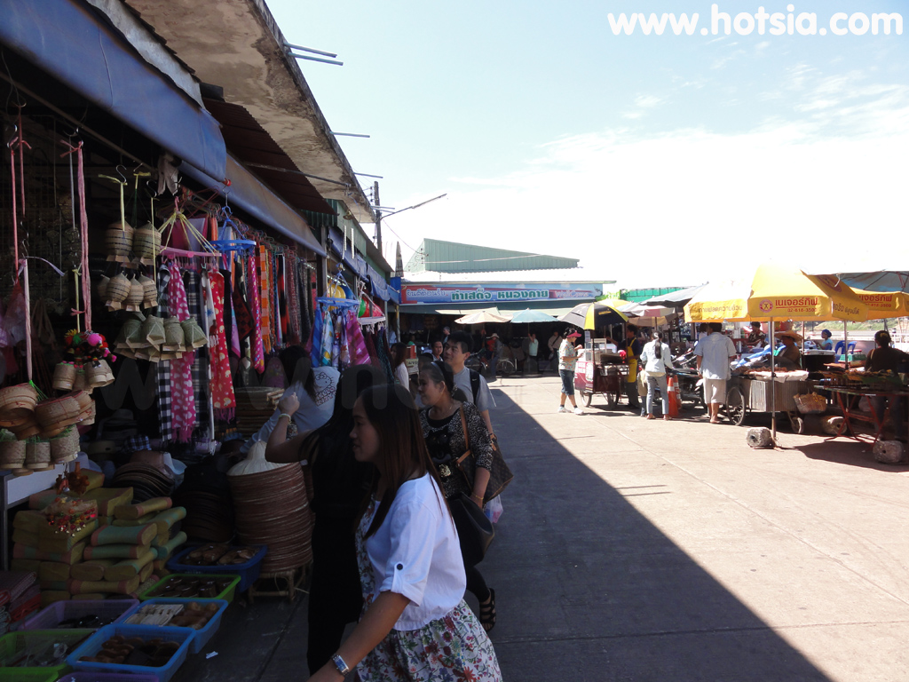 เที่ยวหนองคาย ตลาดท่าเรือ ท่าเสด็จ