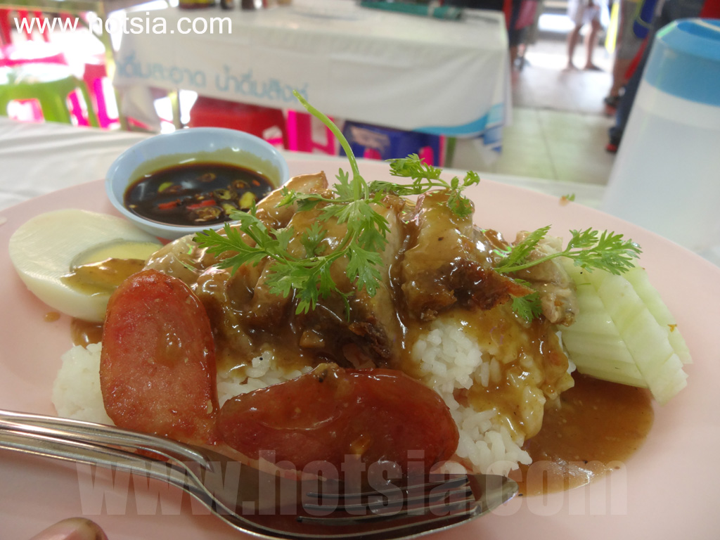 หนองคาย ข้าวหมูกรอบ หมูแดง ร้านโอชาโพนพิสัย