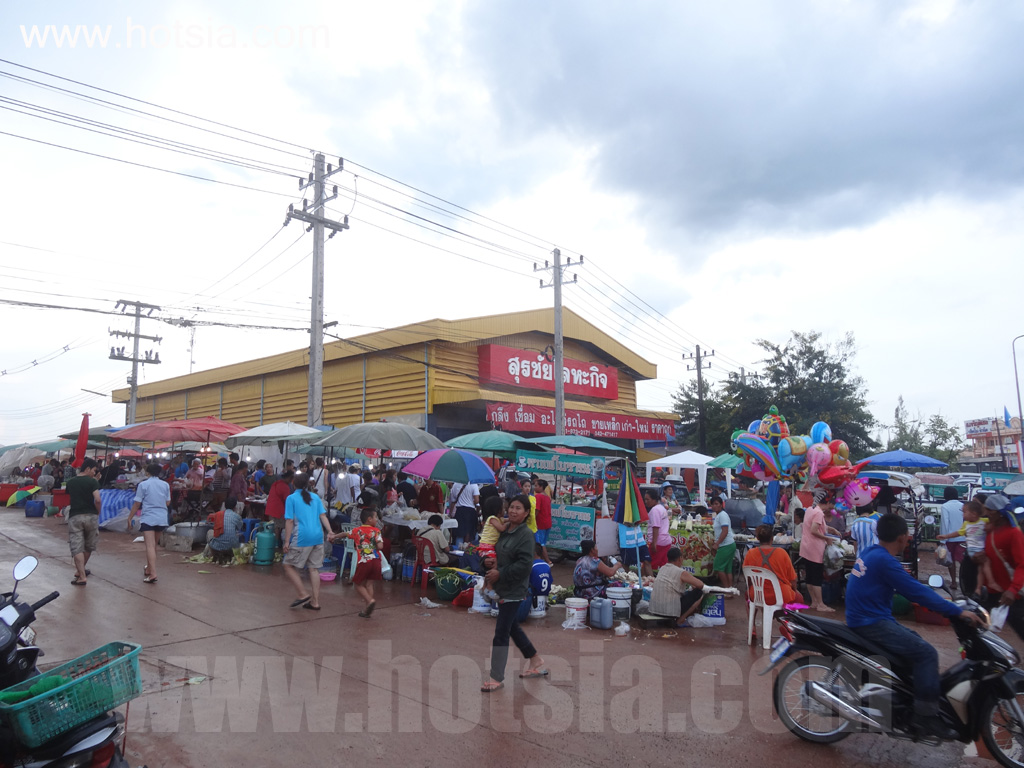 หนองคาย ตลาดเย็นโพนพิสัย