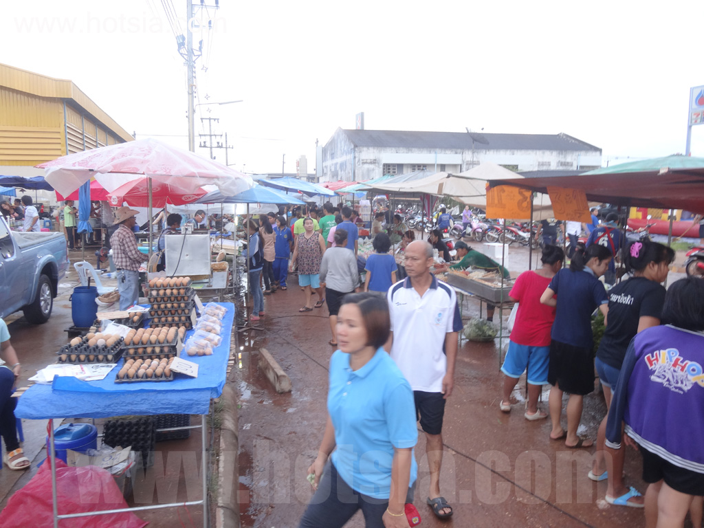 หนองคาย ตลาดเย็นโพนพิสัย
