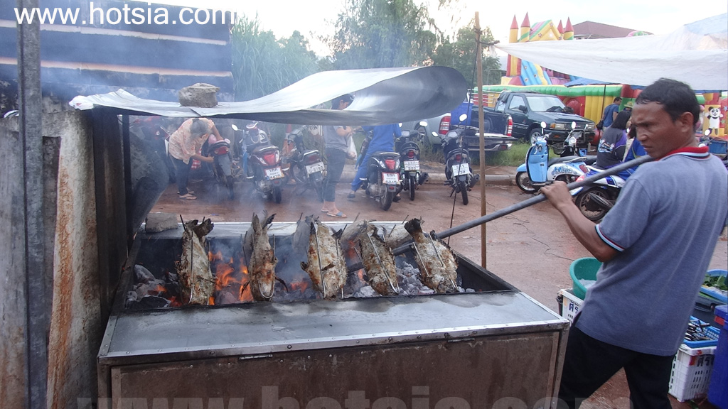 หนองคาย ตลาดเย็นโพนพิสัย