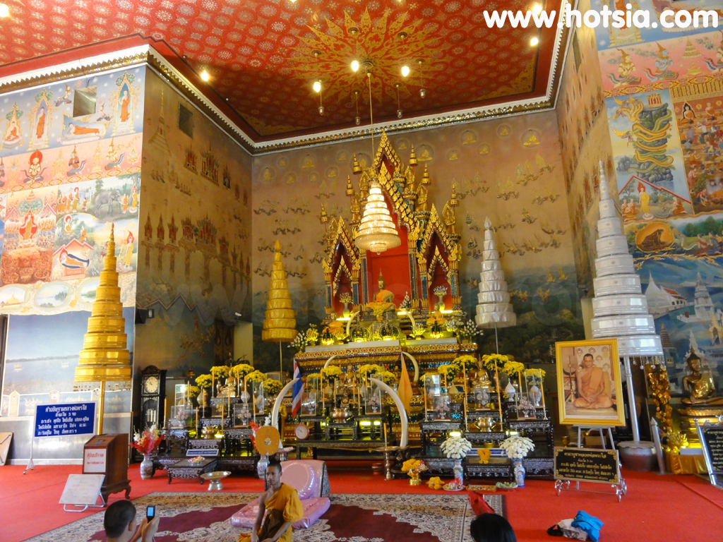 เที่ยวหนองคาย หลวงพ่อพระใสวัดโพธิ์ชัย