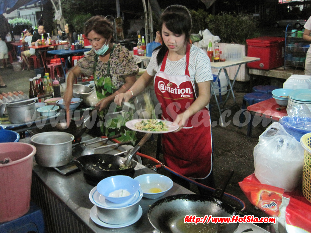 พะเยา ตลาดโต้รุ่งพะเยา