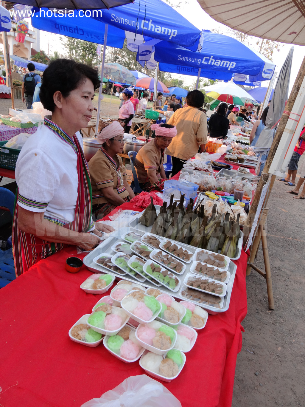 เที่ยวพะเยา ขนมปาดไทลื้อ