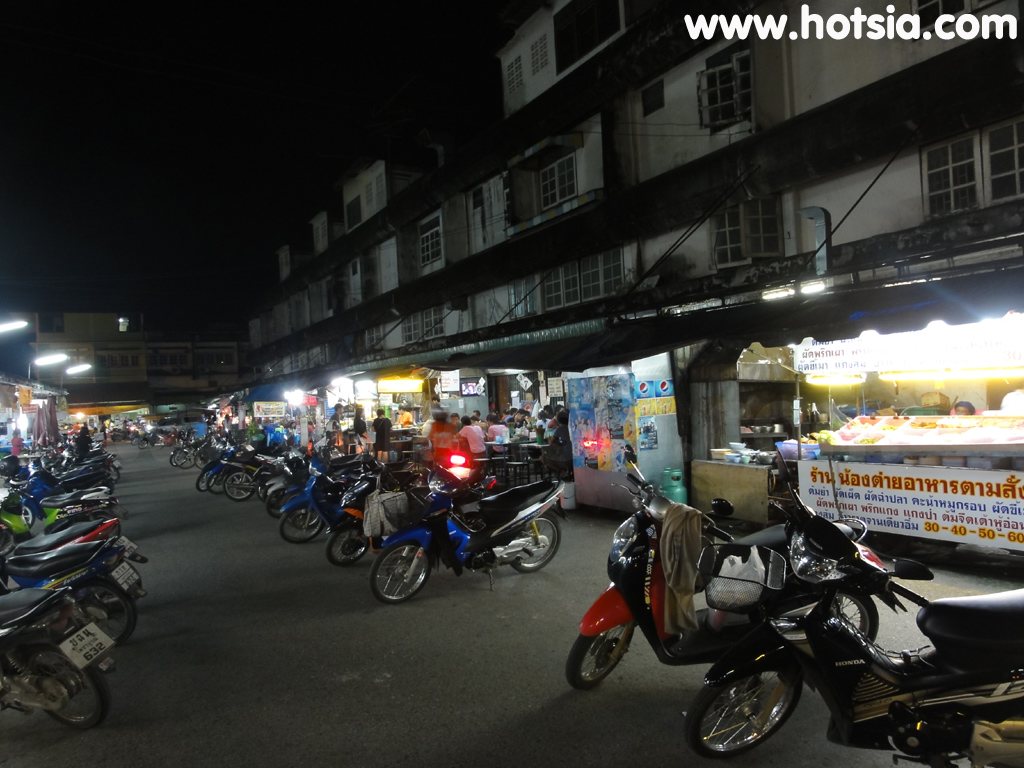 เที่ยวเพชรบูรณ์ ตลาดโต้รุ่งเพชรบูรณ์