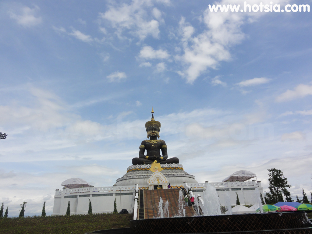 เที่ยวเพชรบูรณ์ พระพุทธมหาธรรมราชา ใหญ่ที่สุดในโลก จังหวัดเพชรบูรณ์
