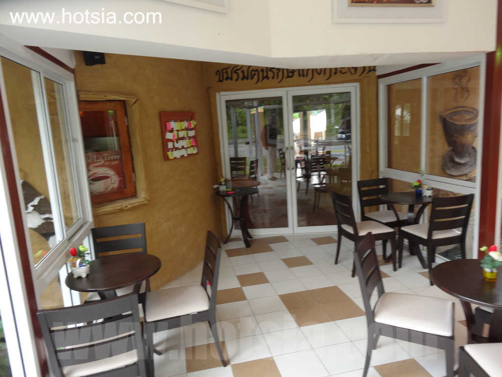เที่ยวเพชรบุรี ร้านกาแฟสดฟรี wifi แก่งกระจาน