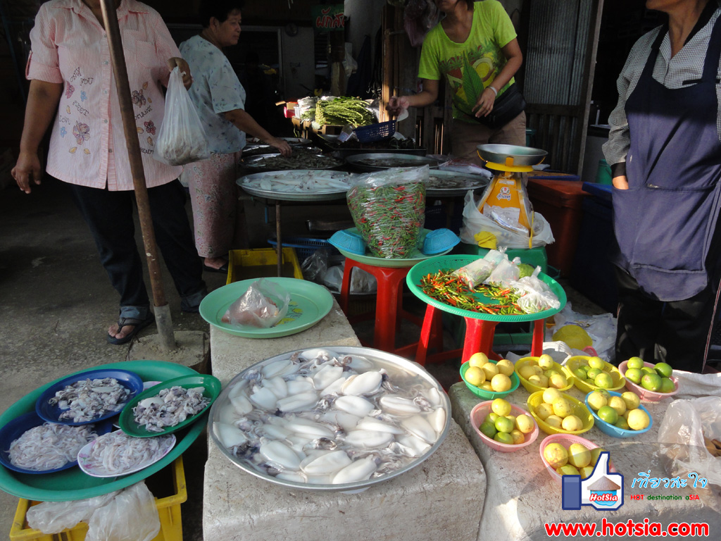 เที่ยวเพชรบุรี ตลาดหน้าวัดยาง เพชรบุรี