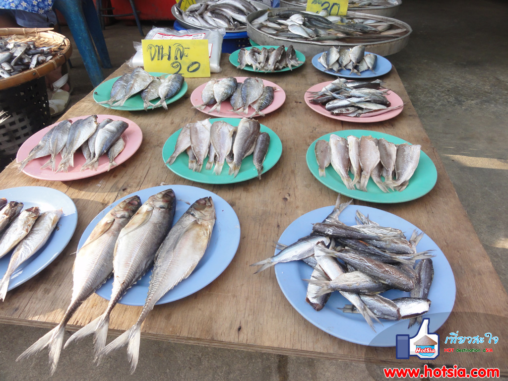เที่ยวเพชรบุรี ตลาดหน้าวัดยาง เพชรบุรี