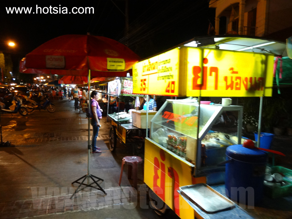 พิษณุโลก ตลาดโต้รุ่งพิษณุโลก