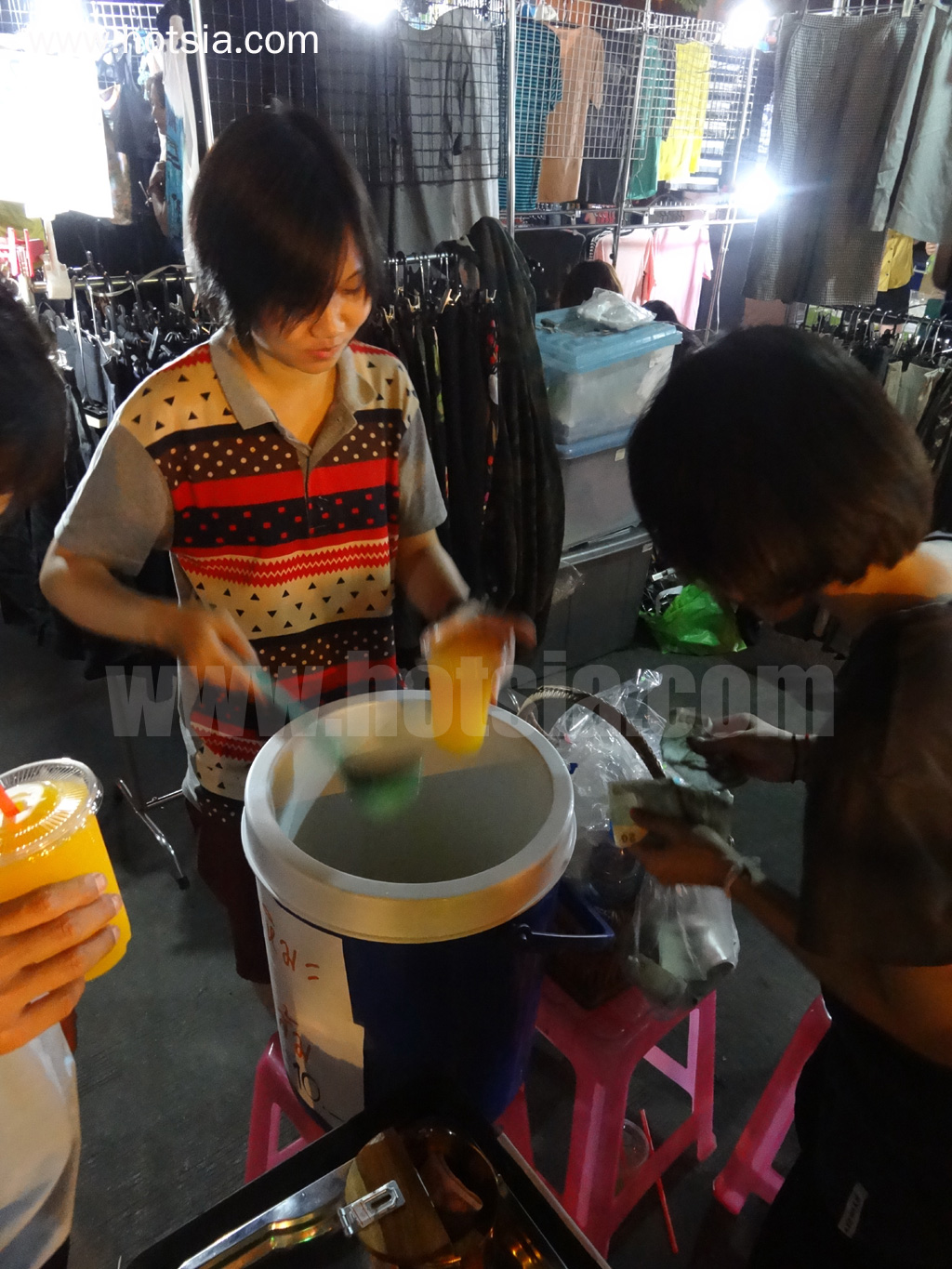 เที่ยวพิษณุโลก ถนนคนเดินพิษณุโลก