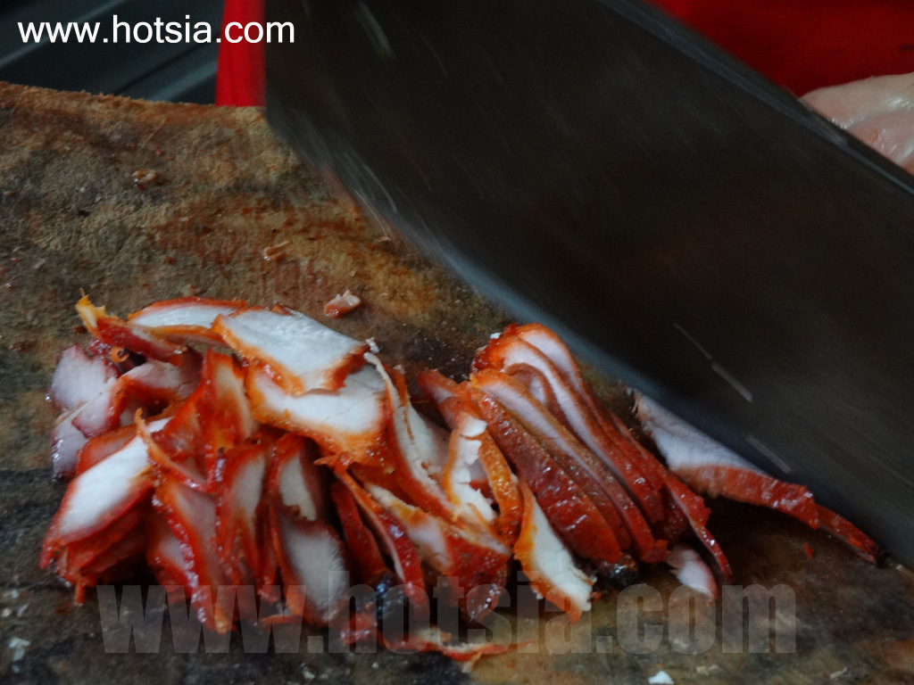 เมืองแพร่ ข้าวหมูแดง หมูกรอบ หน้าเป็ด ร้านน้องเมตตาเมืองแพร่