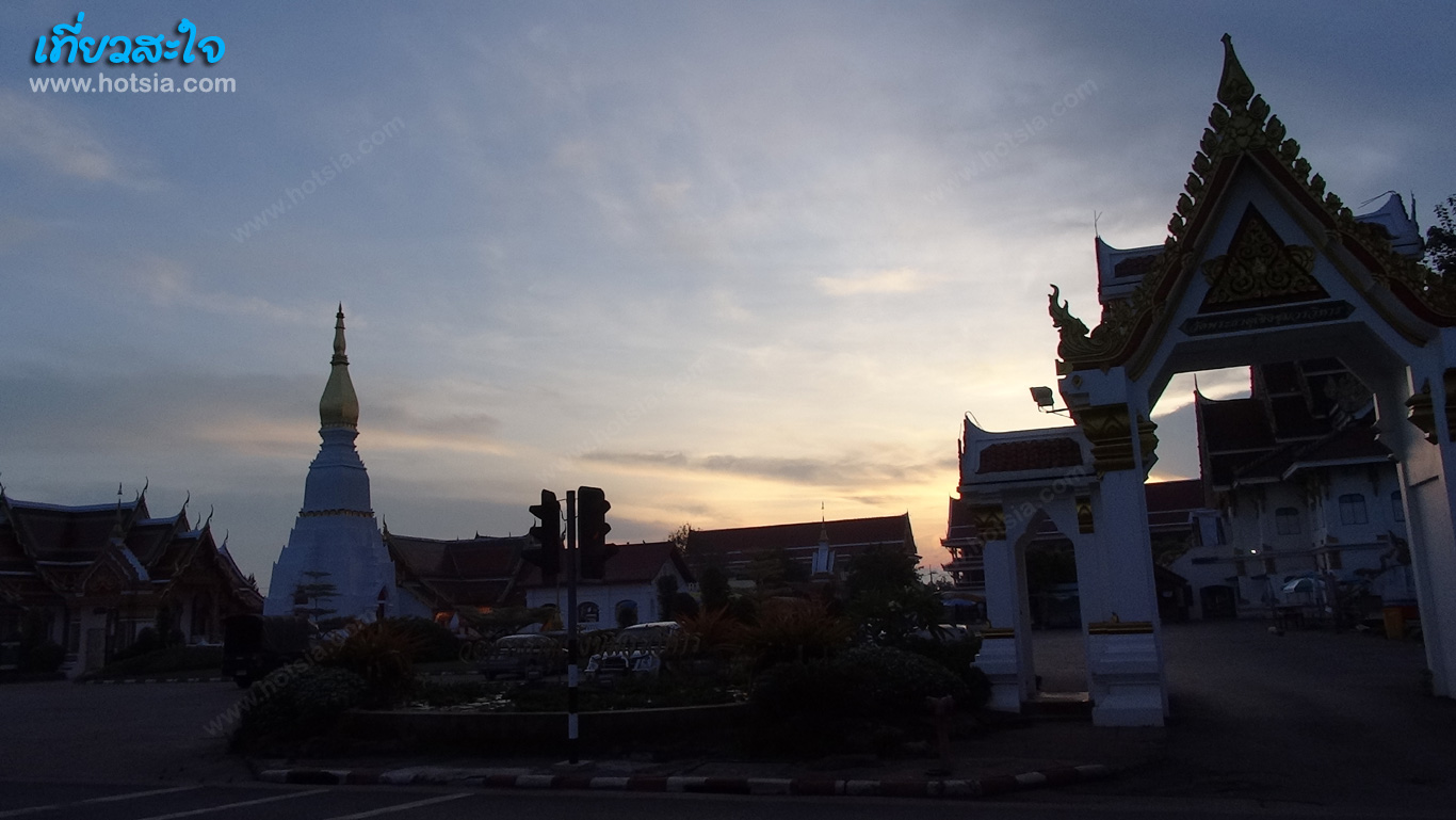 สกลนคร พระธาตุเชิงชุม