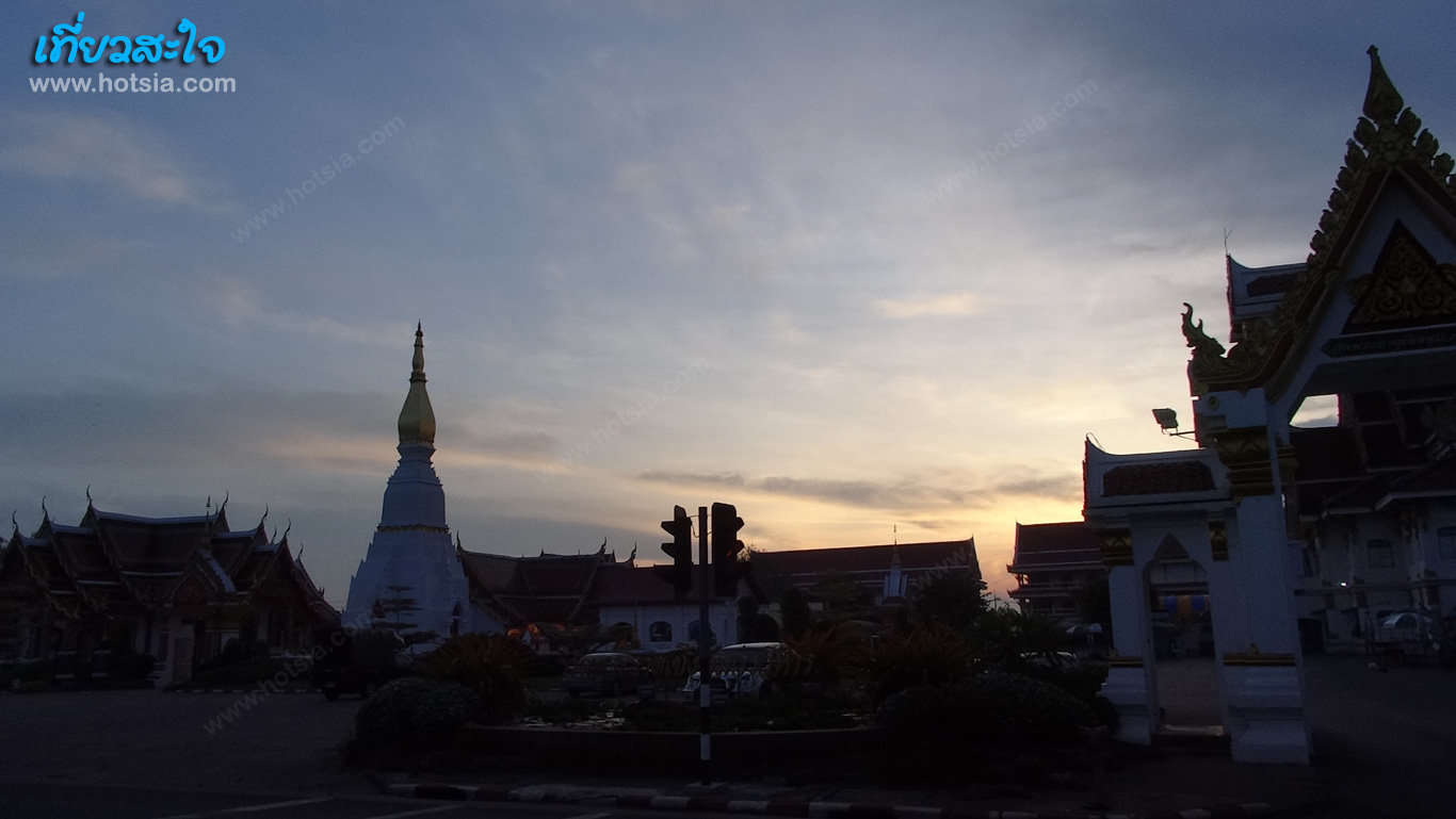 สกลนคร พระธาตุเชิงชุม